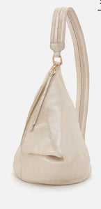 Hobo Sway Small Sling Sand Shimmer