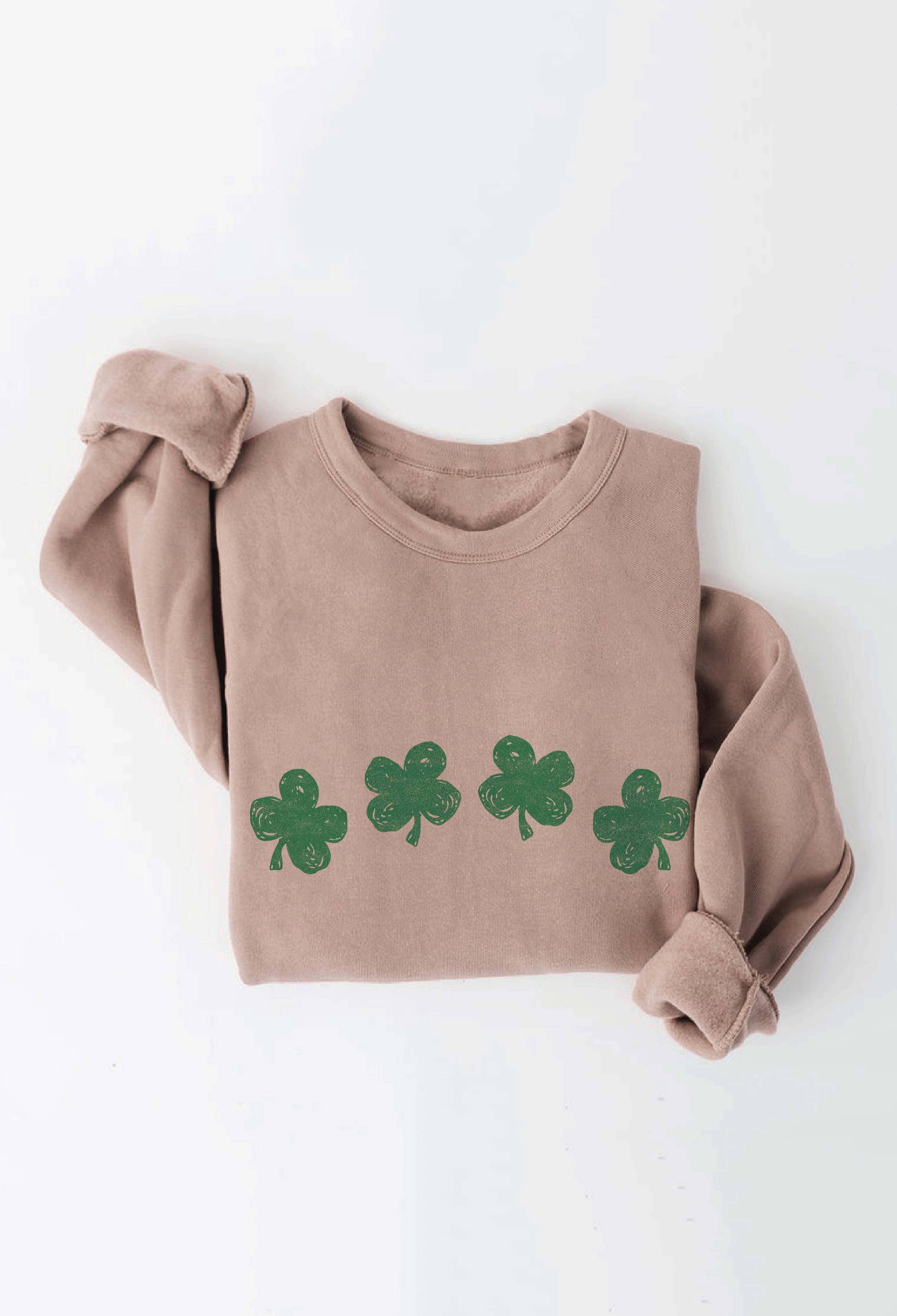 CLOVER ROW Graphic Sweatshirt: HEATHER FOREST