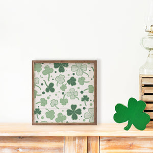 Pattern Clovers White: 4 x 4 x 1