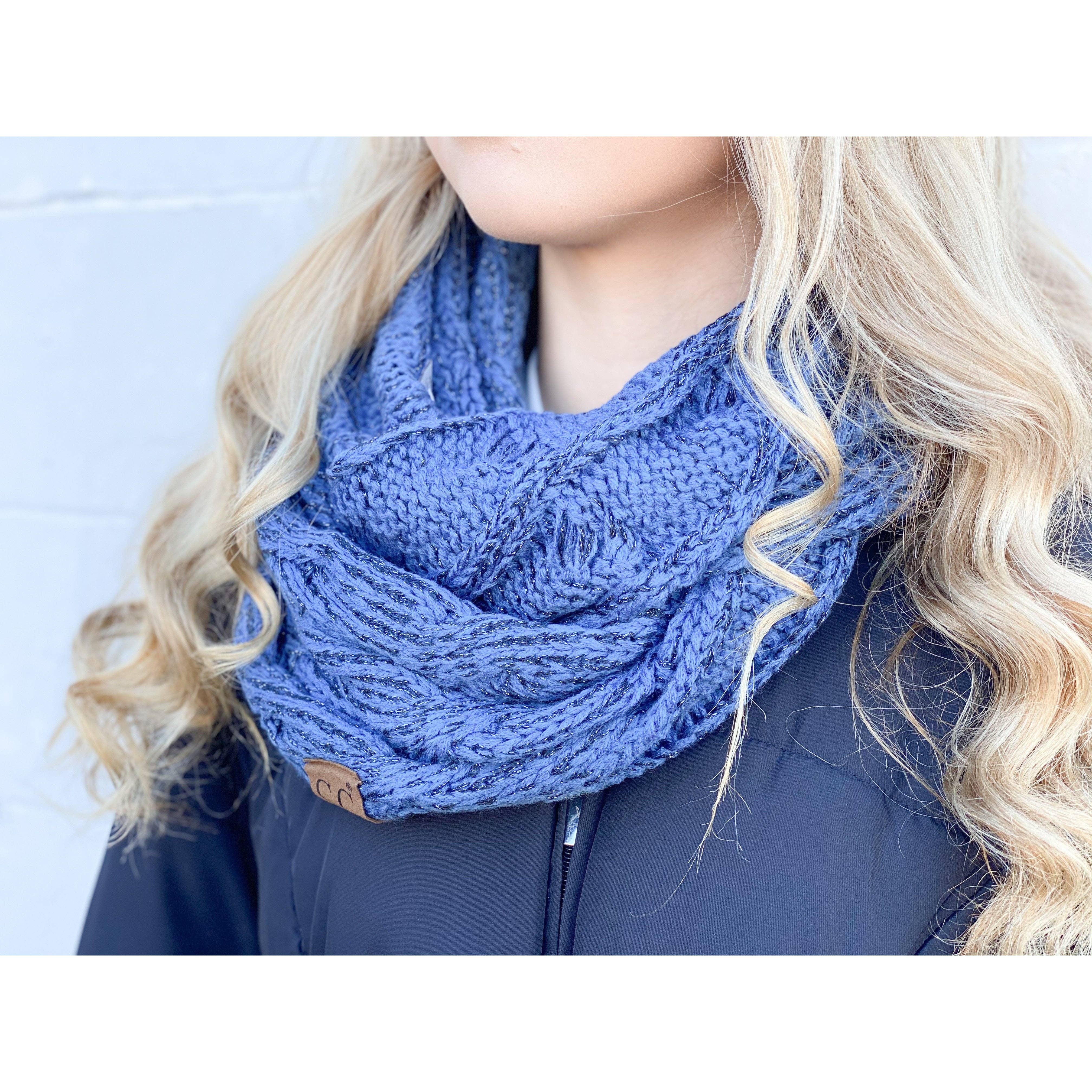 Metallic Cable Knit CC Infinity Scarf SF800MET: Metallic Ivory/Gold