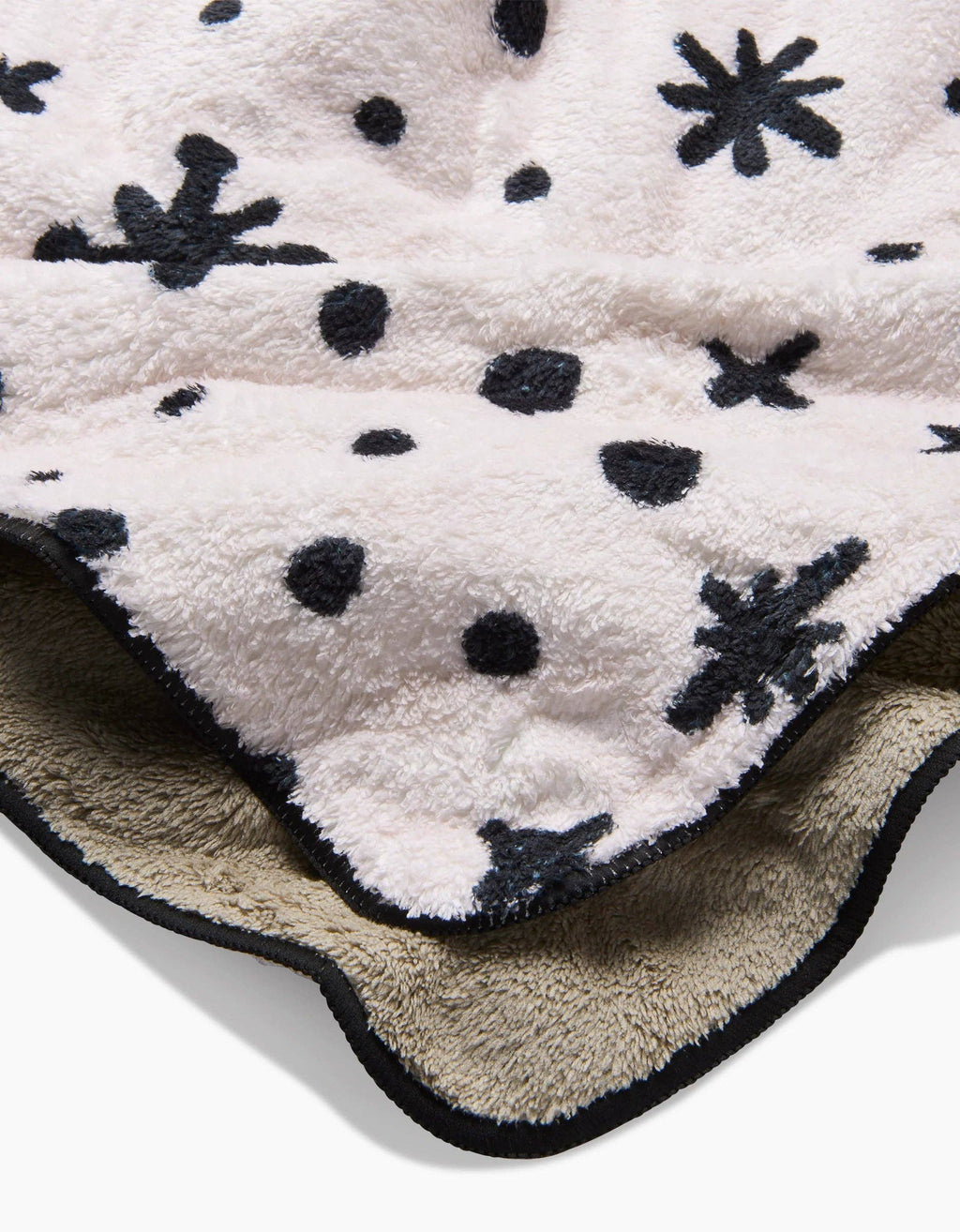 Estrella White Plush Towel