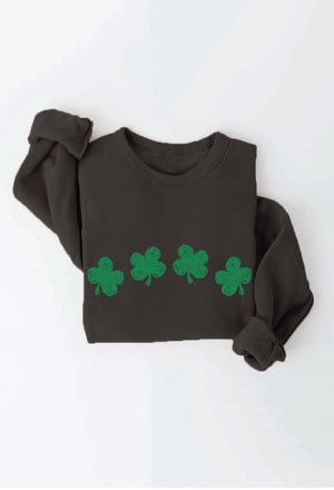 CLOVER ROW Graphic Sweatshirt: HEATHER FOREST