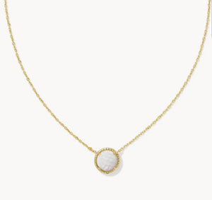 VOLLEYBALL SHORT PENDANT NECKLACE