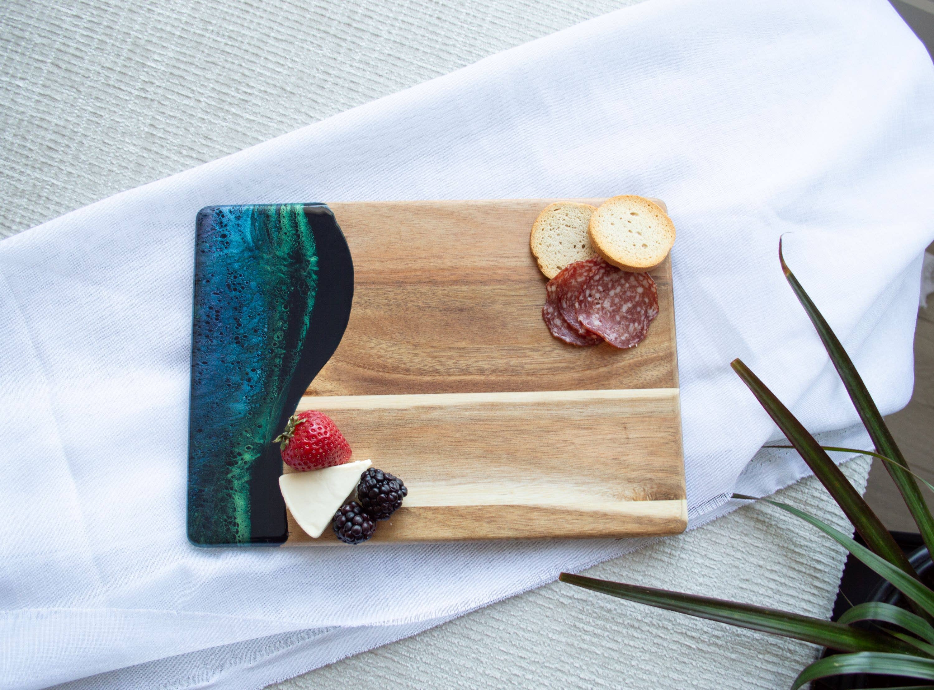 Northern Lights Collection Bread Board (12"x18")