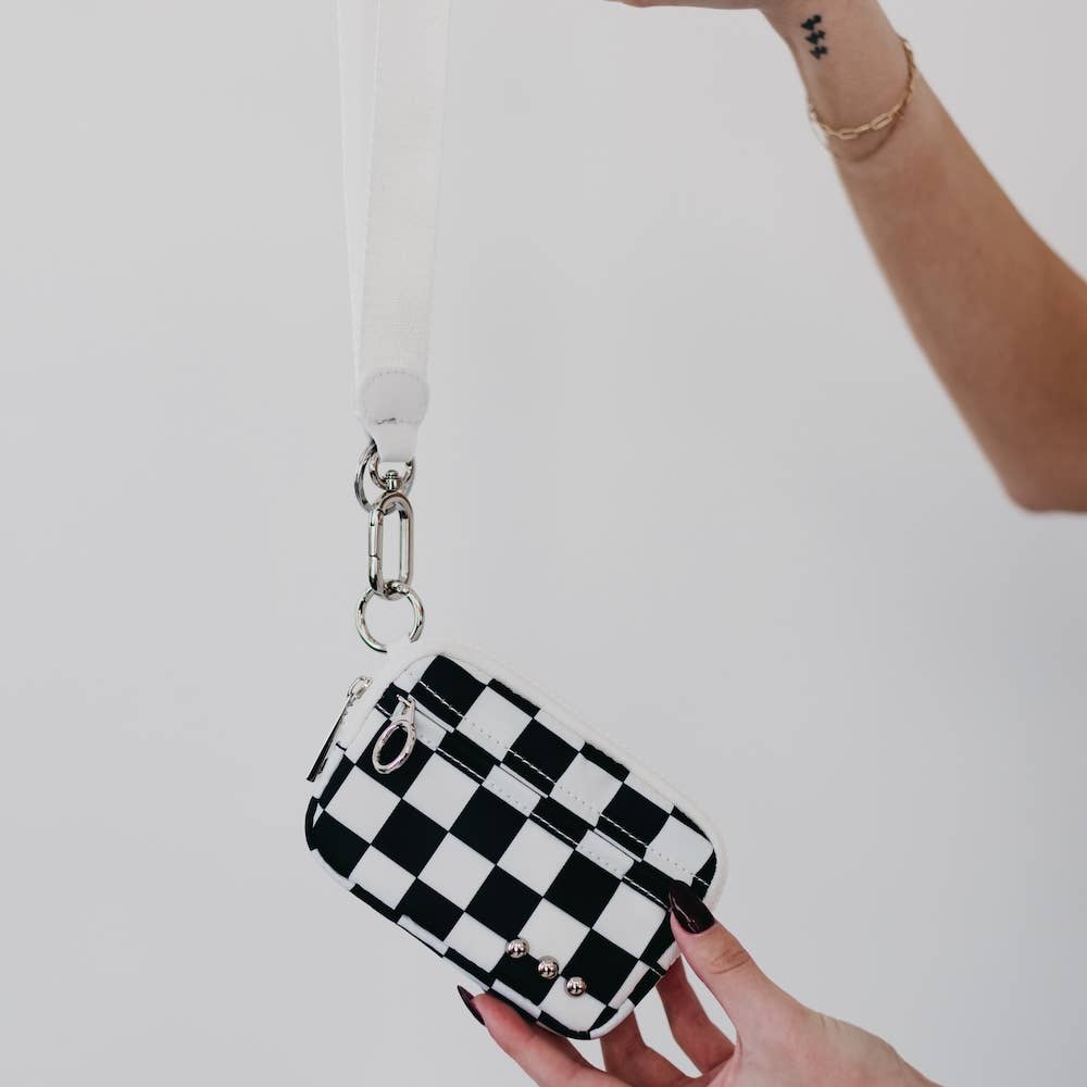Nelly Nylon Card Wallet Wristlet: Bubblegum Pink
