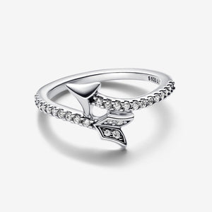 Sparkling arrow ring Pandora 193619C01