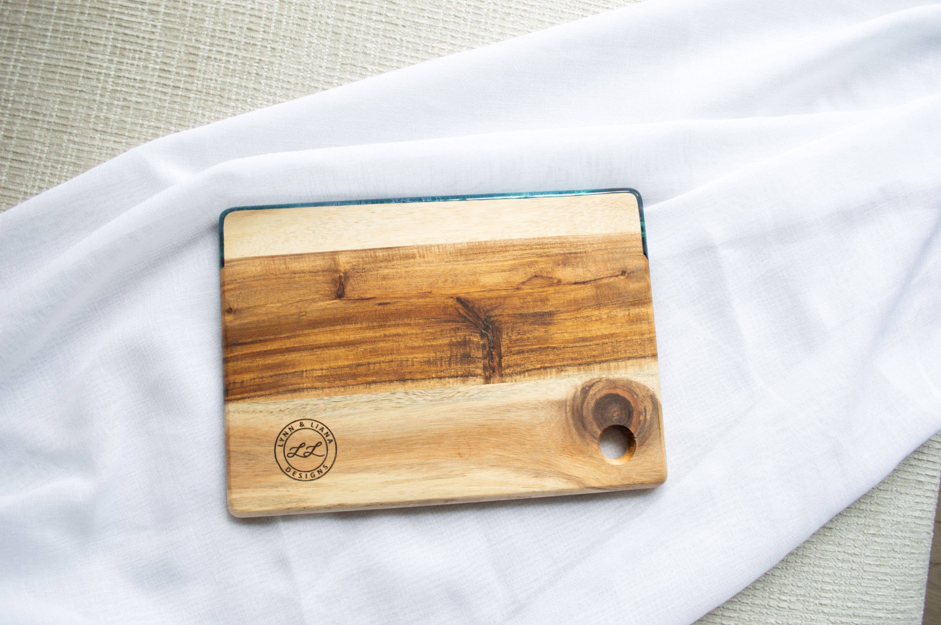 Northern Lights Collection Bread Board (12"x18")