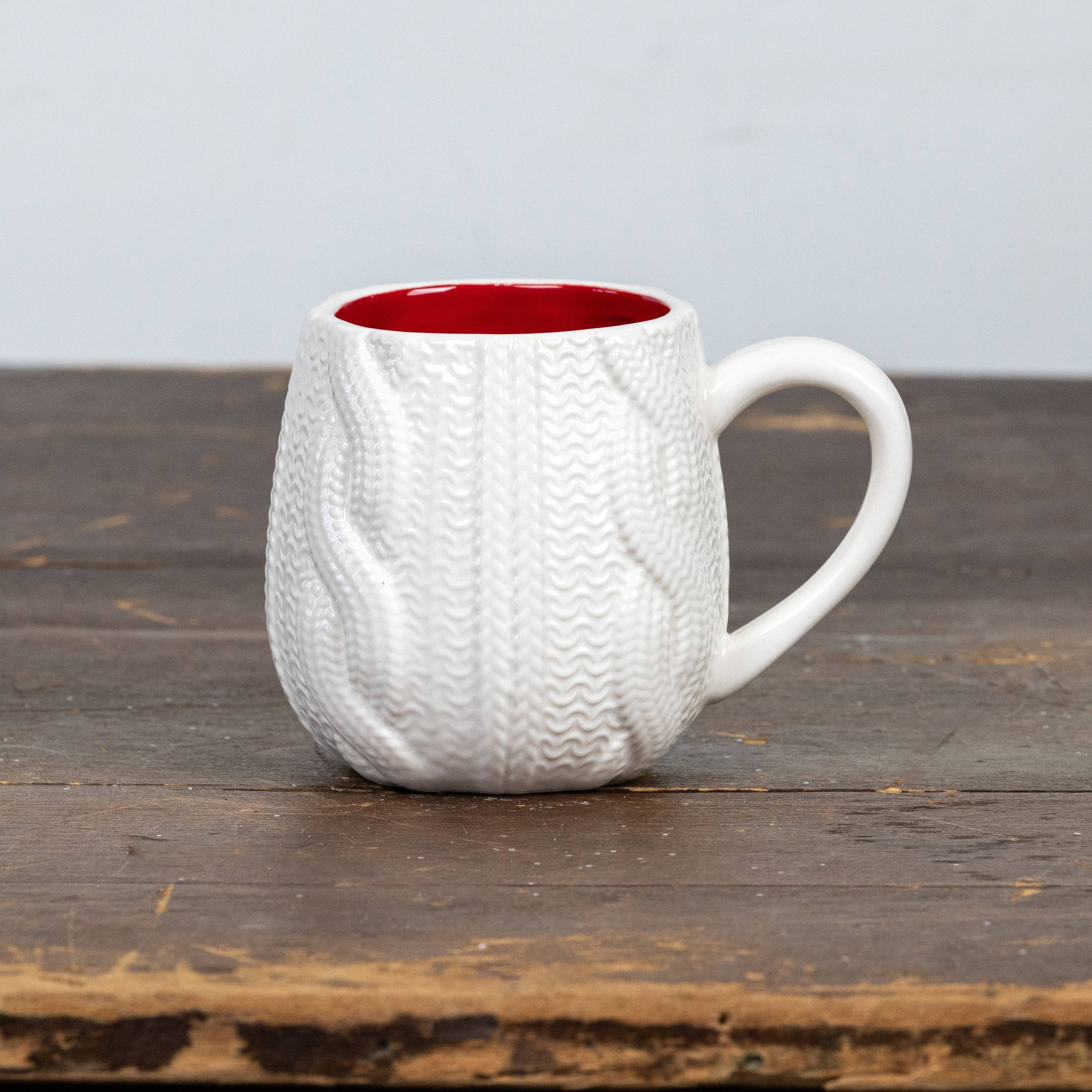 CREAM SWEATER MUG