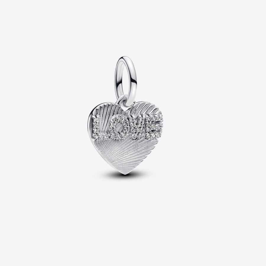 Live heart tangle charm