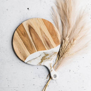 Resin cheese boards /Charcuterie Board 12" Round with handle: Northern Lights