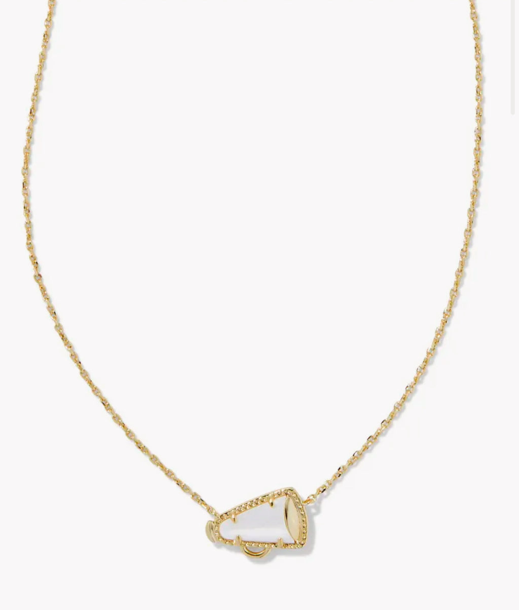 CHEER SHORT PENDANT NECKLACE