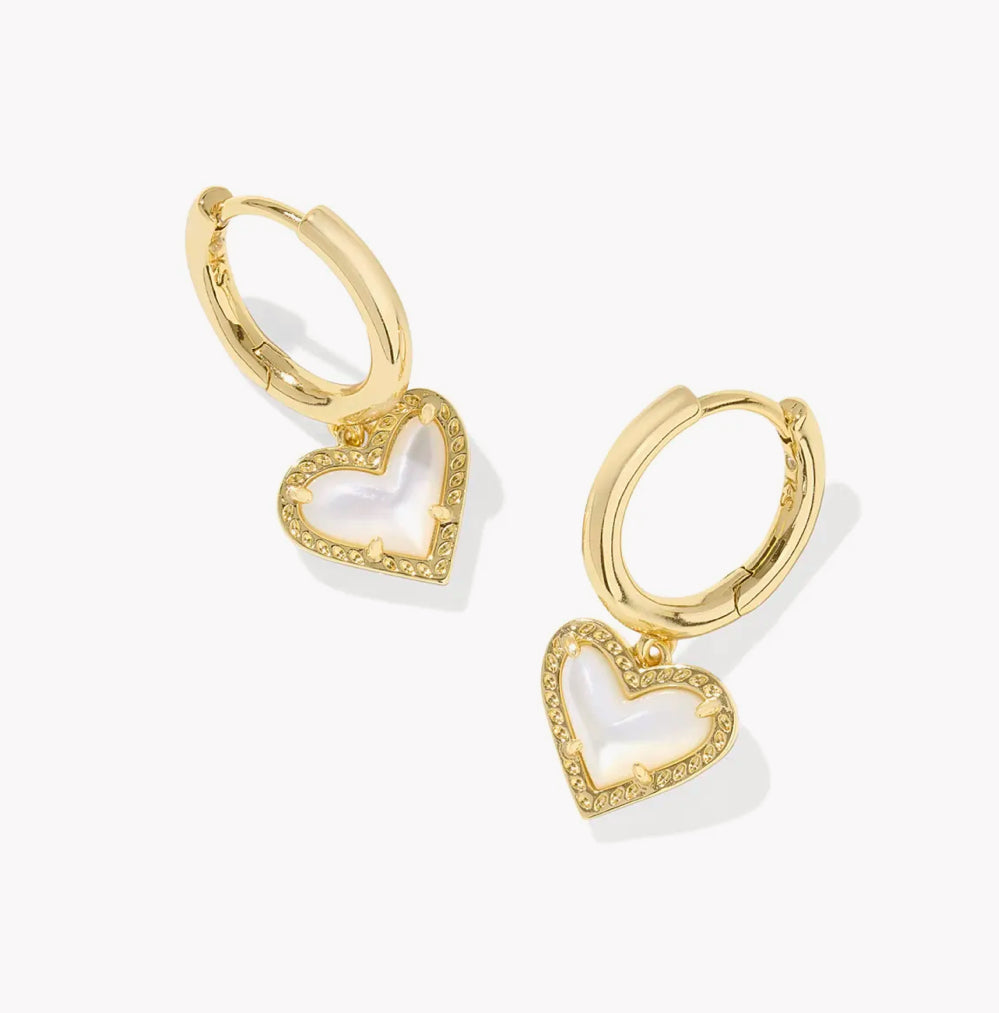 ARI HEART HIGGIE EARRINGS - MOTHER OF PEARL