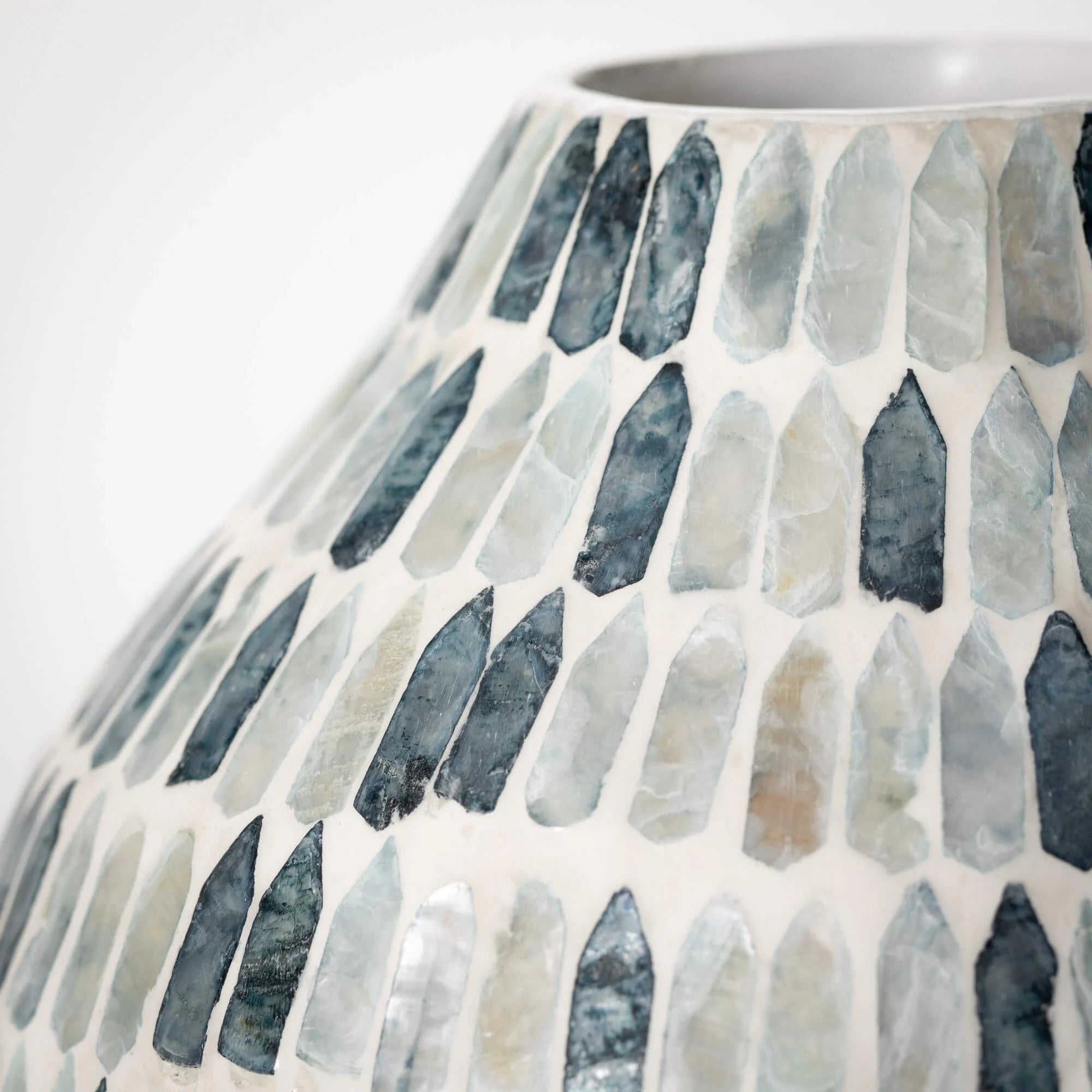 BLUE BAMBOO CAPIZ URN VASE