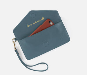 HOBO GOLDIE WRISTLET - AGAVE LEAF