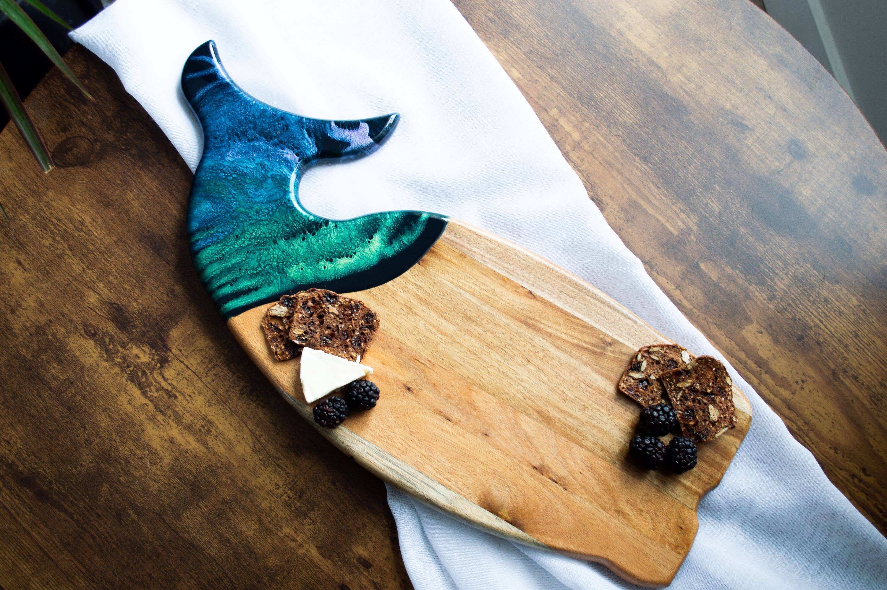 Northern Lights Collection Bread Board (12"x18")