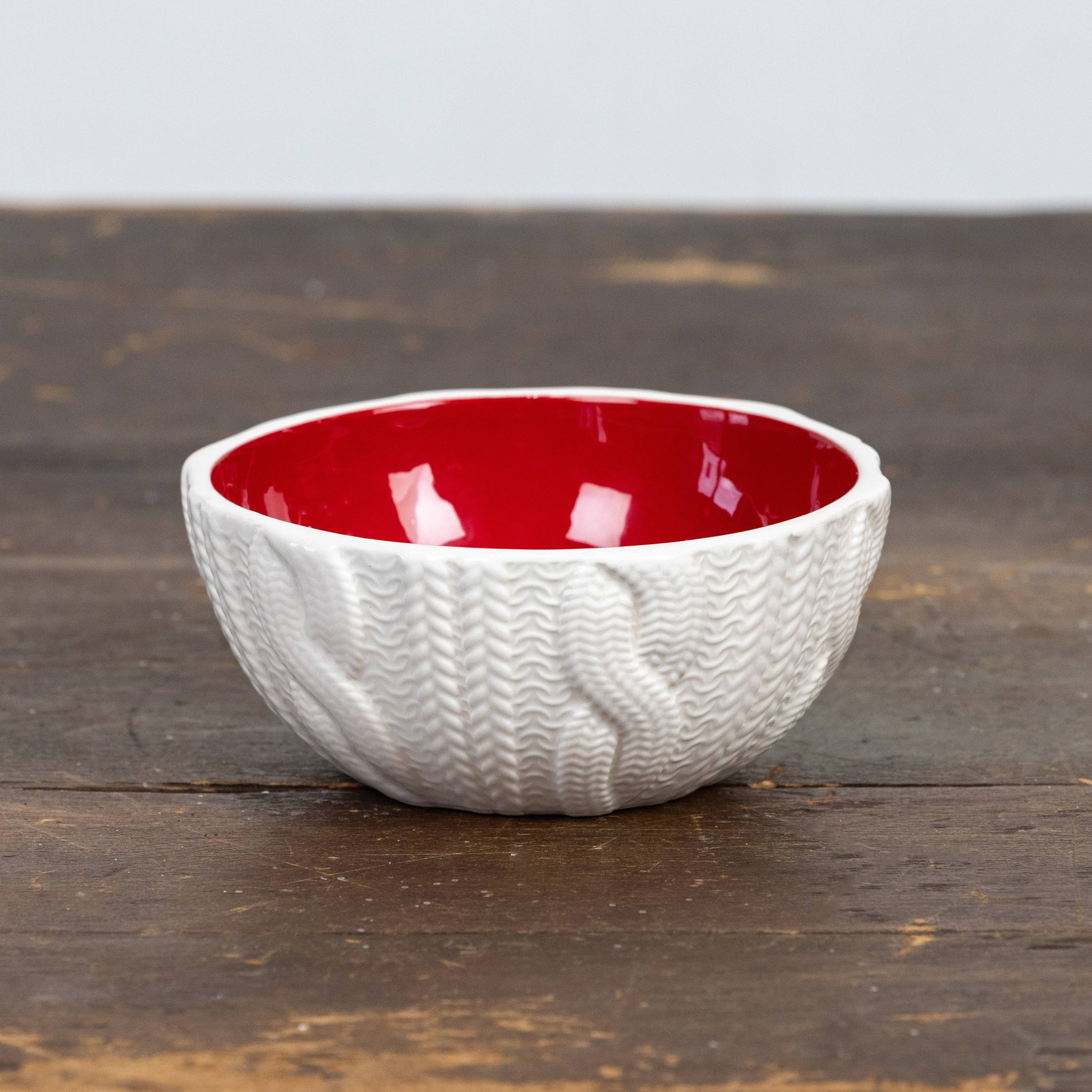 5" CREAM SWEATER BOWL