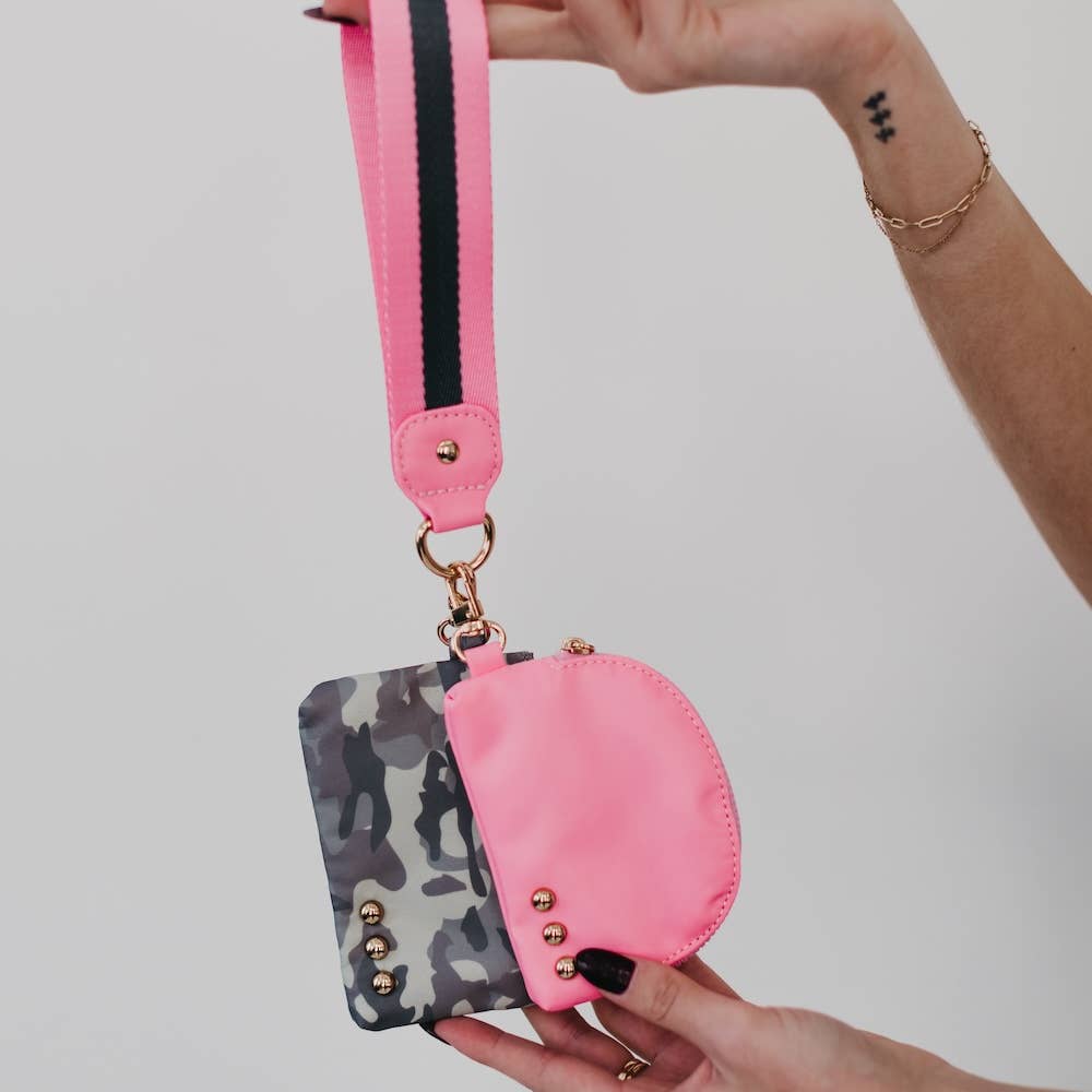 Dolly Dual Pouch Wristlet : Leopard/White