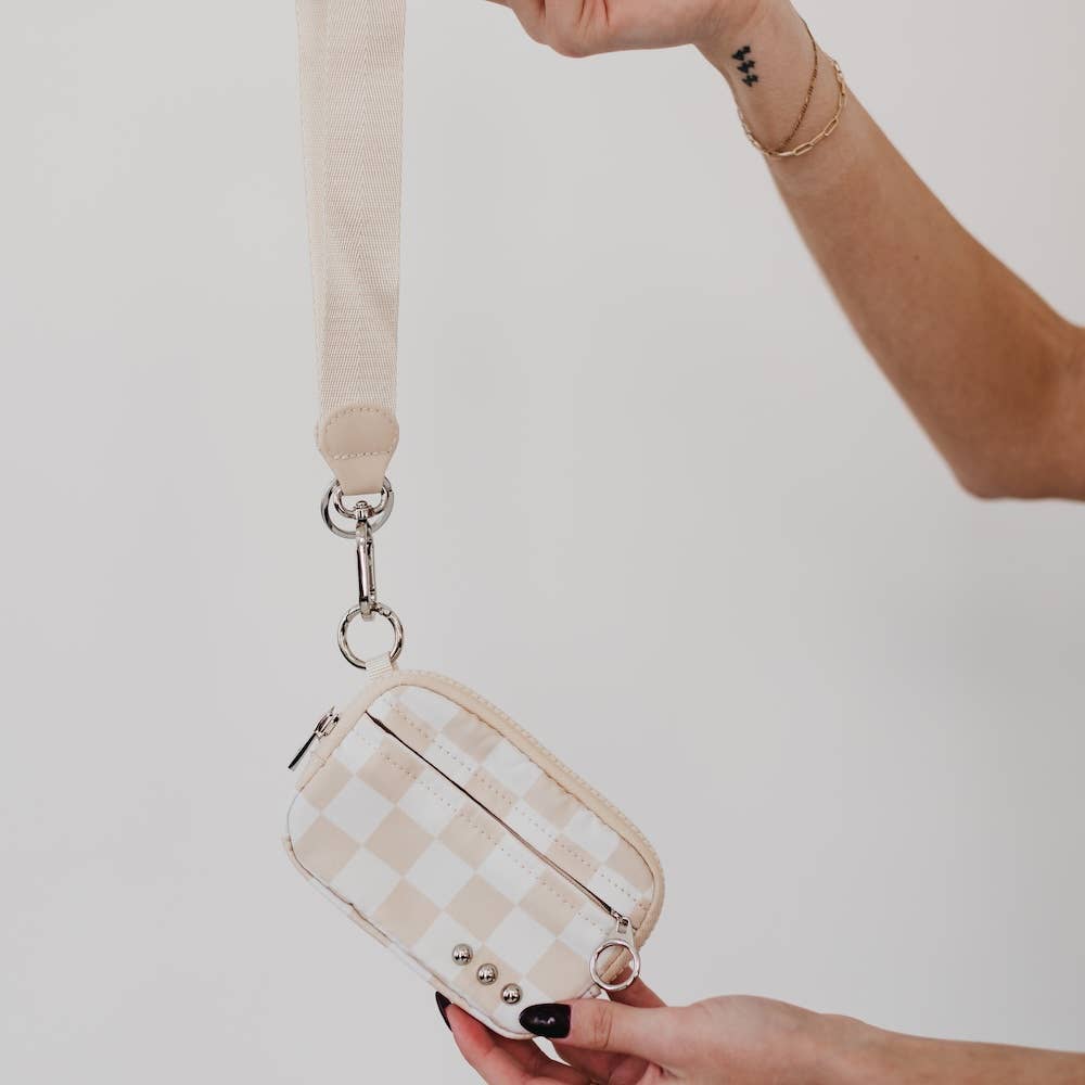 Nelly Nylon Card Wallet Wristlet: Bubblegum Pink