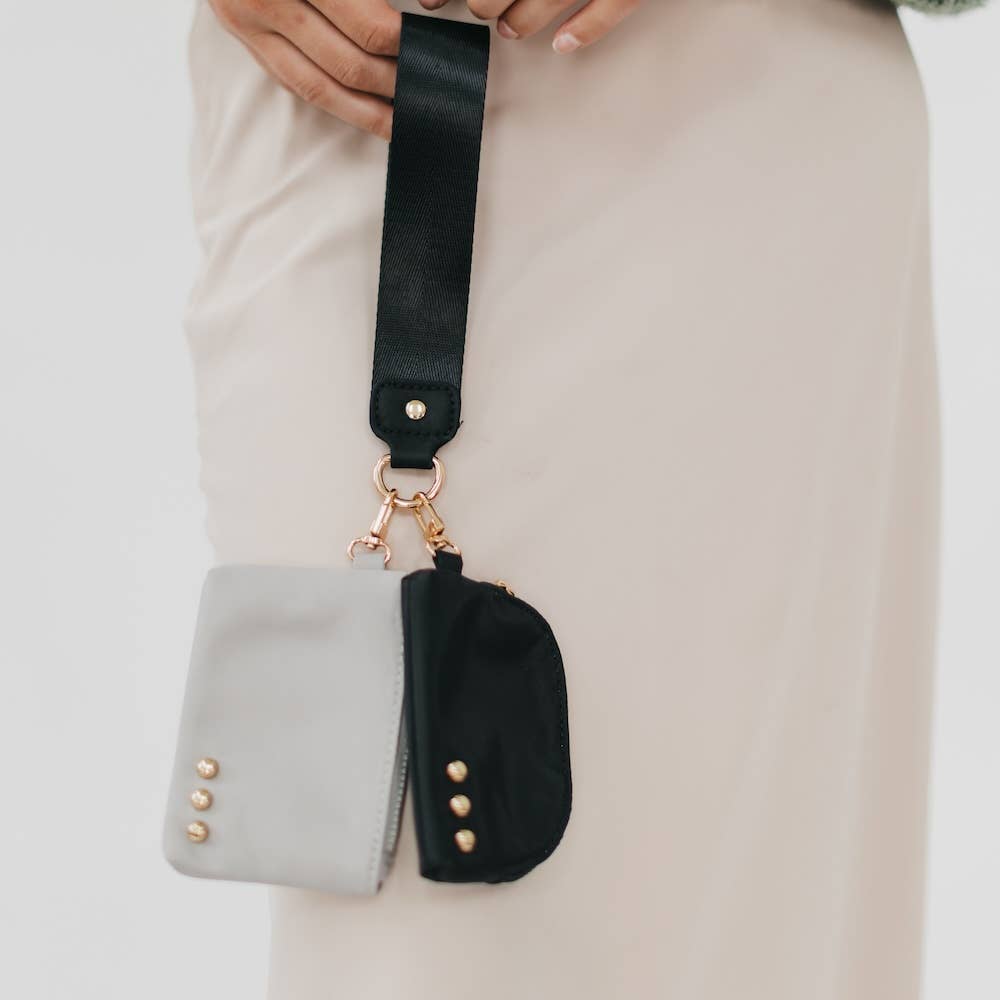 Dolly Dual Pouch Wristlet : Leopard/White