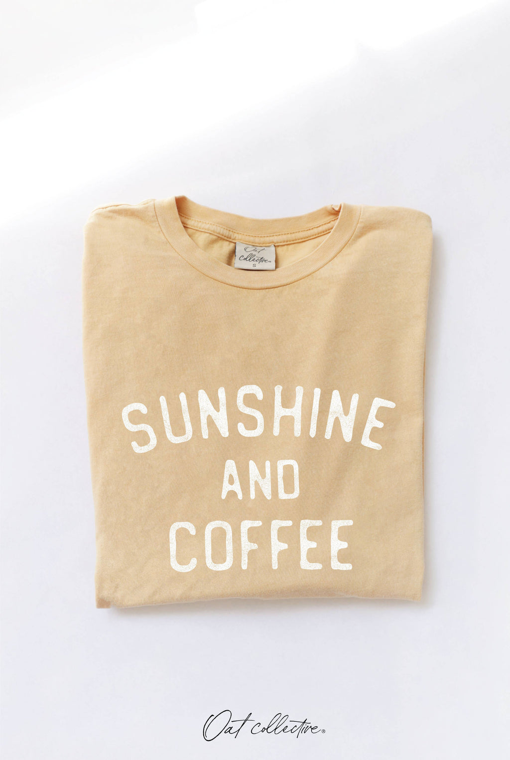 SUNSHINE AND COFFEE Mineral Graphic Top : GOLDEN
