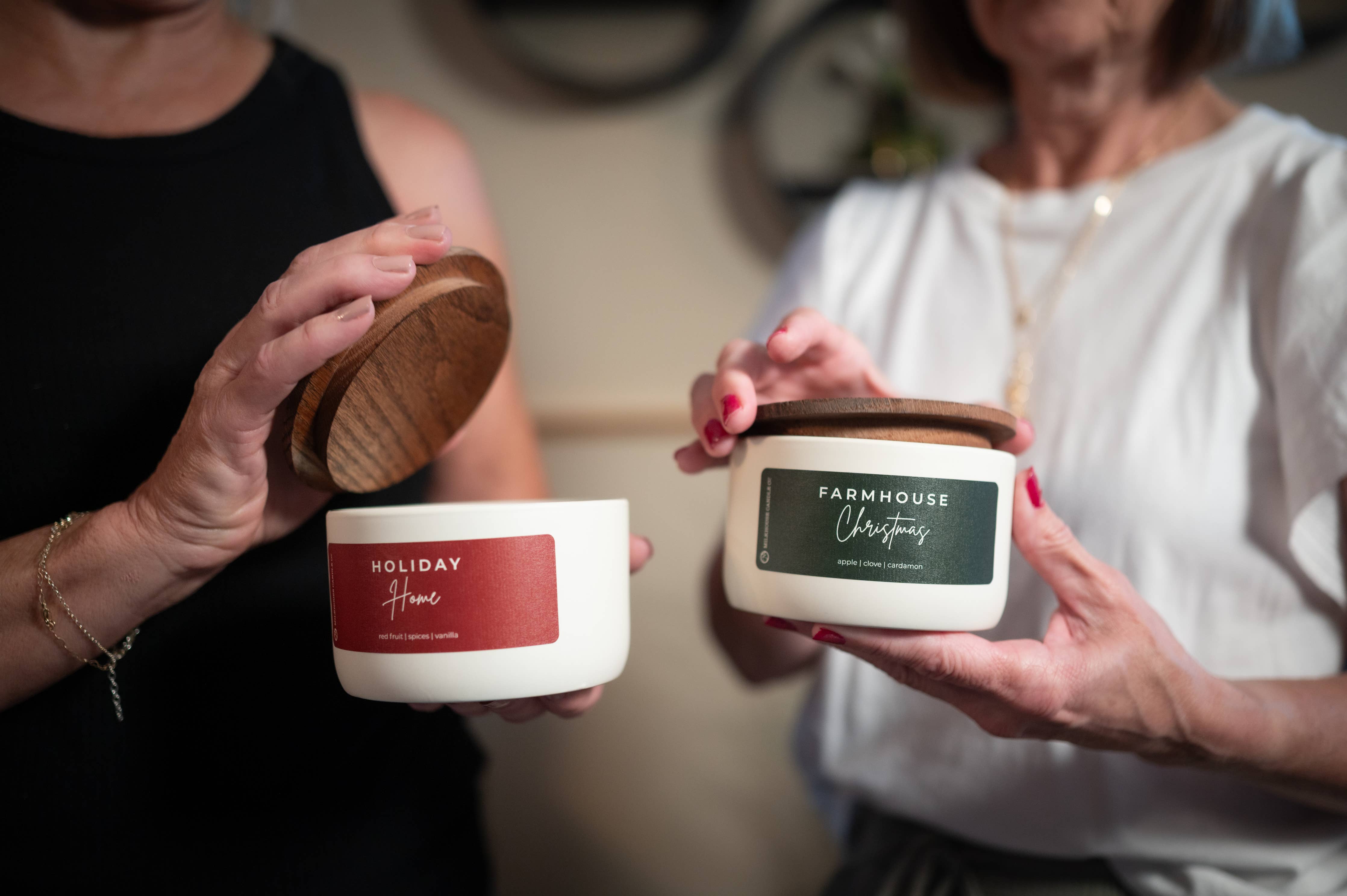 Holiday Home | 10 oz Statement Candle