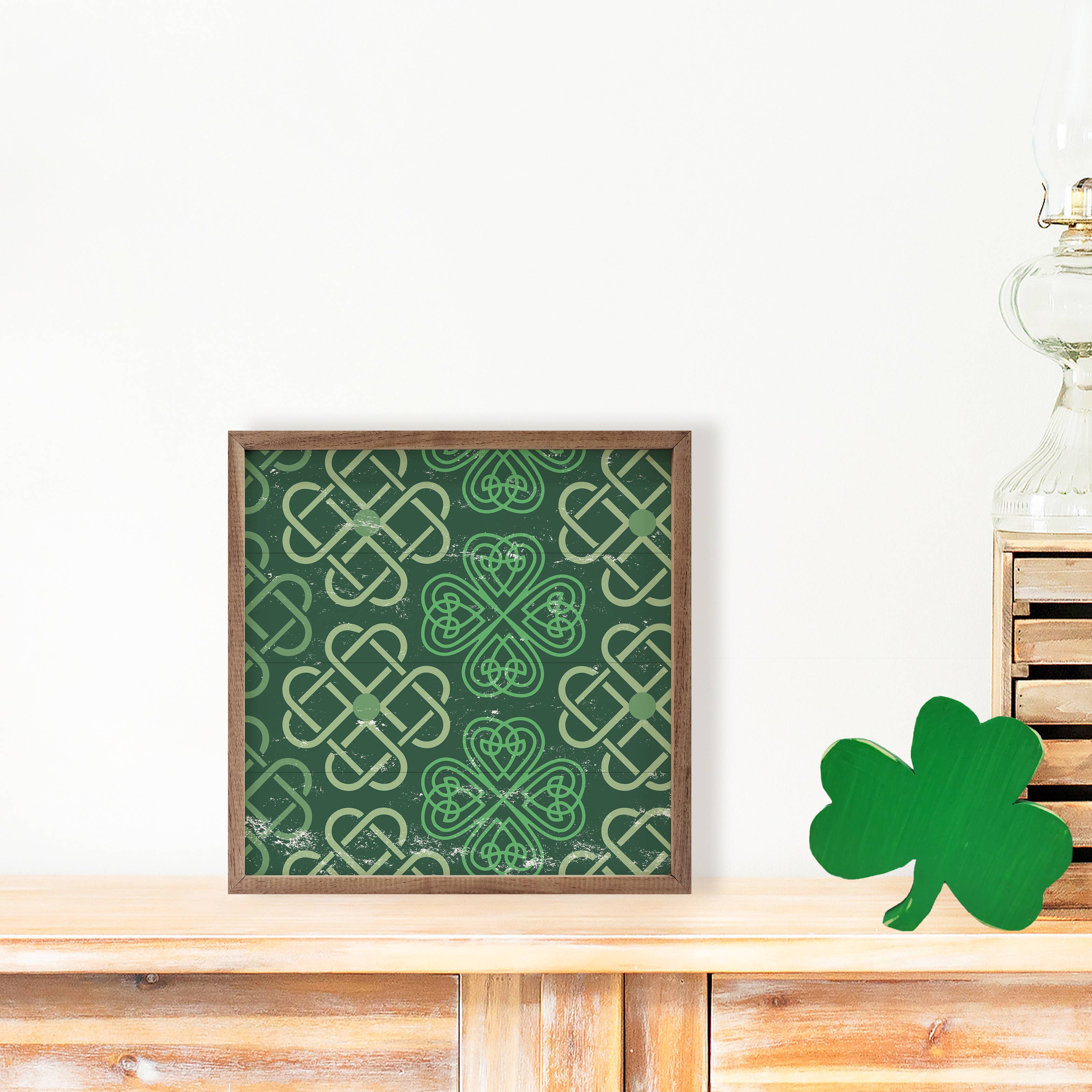 Celtic Diamonds Green: 4 x 4 x 1