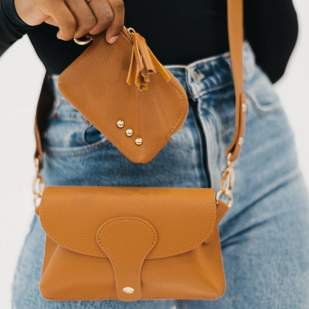 Paris Card Wallet: Pebble Brown