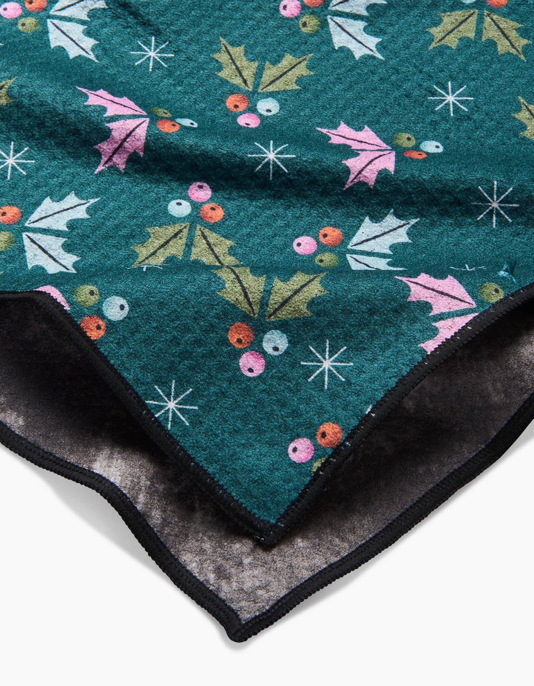 Holly Berries Paw Towel