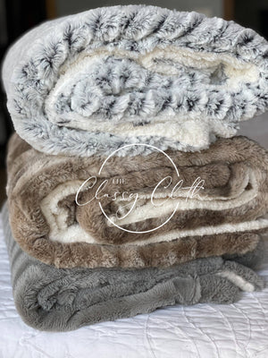 Super Soft Faux Fur Blanket - Chocolate RTS