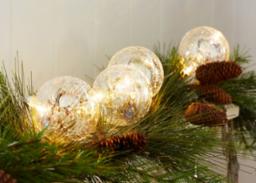 Clear Glass Balls w/LED Light String 4.5'L